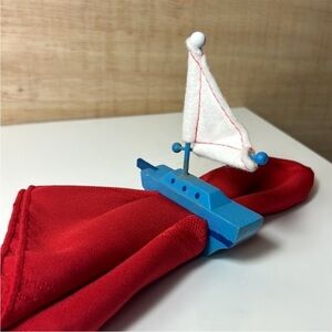 Vintage Nautical ⛵️ Blue Sailboats Napkin Ring Holders Service for Four (4)